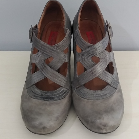 Miz Mooz leather heels with buckles size 9 - Picture 2 of 13